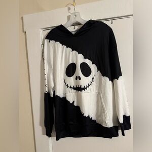 White and black skeleton face hooded sweatshirt size medium